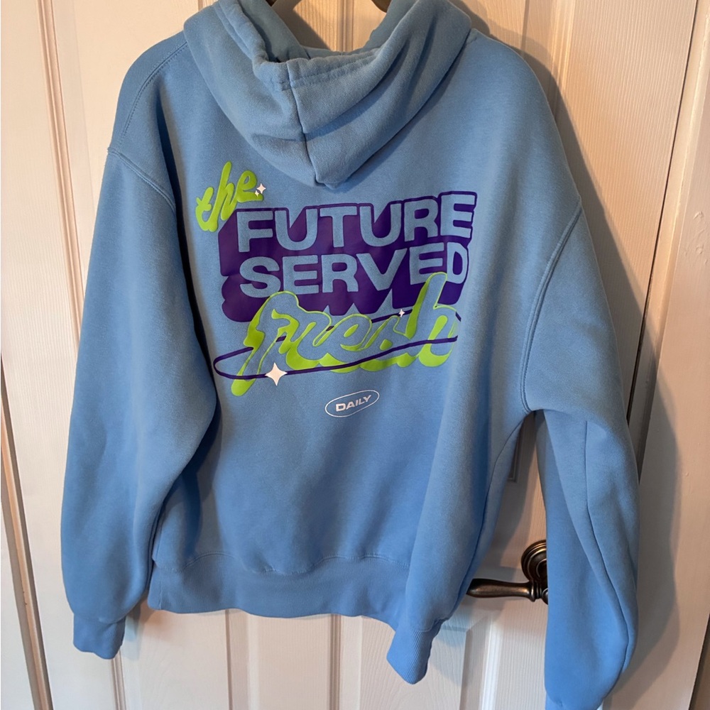 pop soft blue hoodie with red poppi tag - Picture 4 of 4